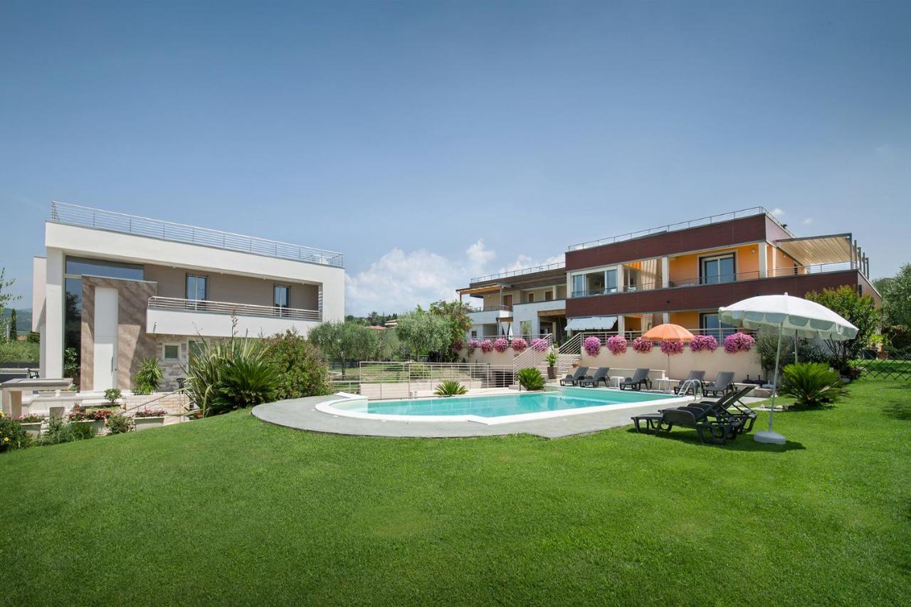 Villa Aurora-Holiday Home Apt 2 Bardolino Exterior foto